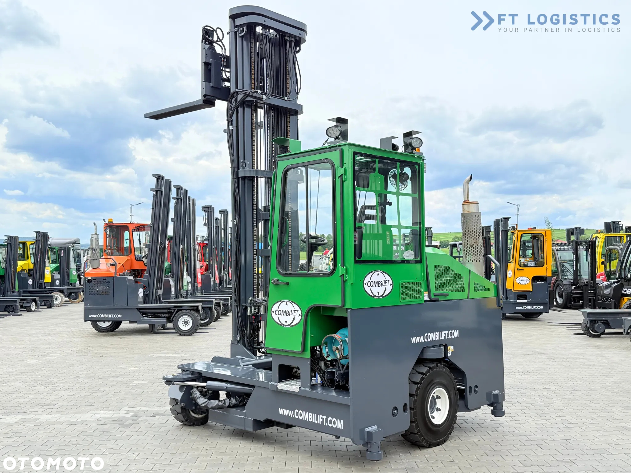 Combilift C4000 / TRIPLEX / 9300MM /  DUŻY WYBÓR WÓZKÓW CZTEROKIERUNKOWYCH / WOLNY SKOK / POZYCJONER / GAZ / KABINA / JAK NOWY - 35