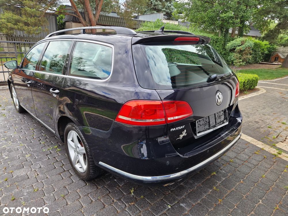 Volkswagen Passat Variant 2.0 Blue TDI SCR Comfortline - 3