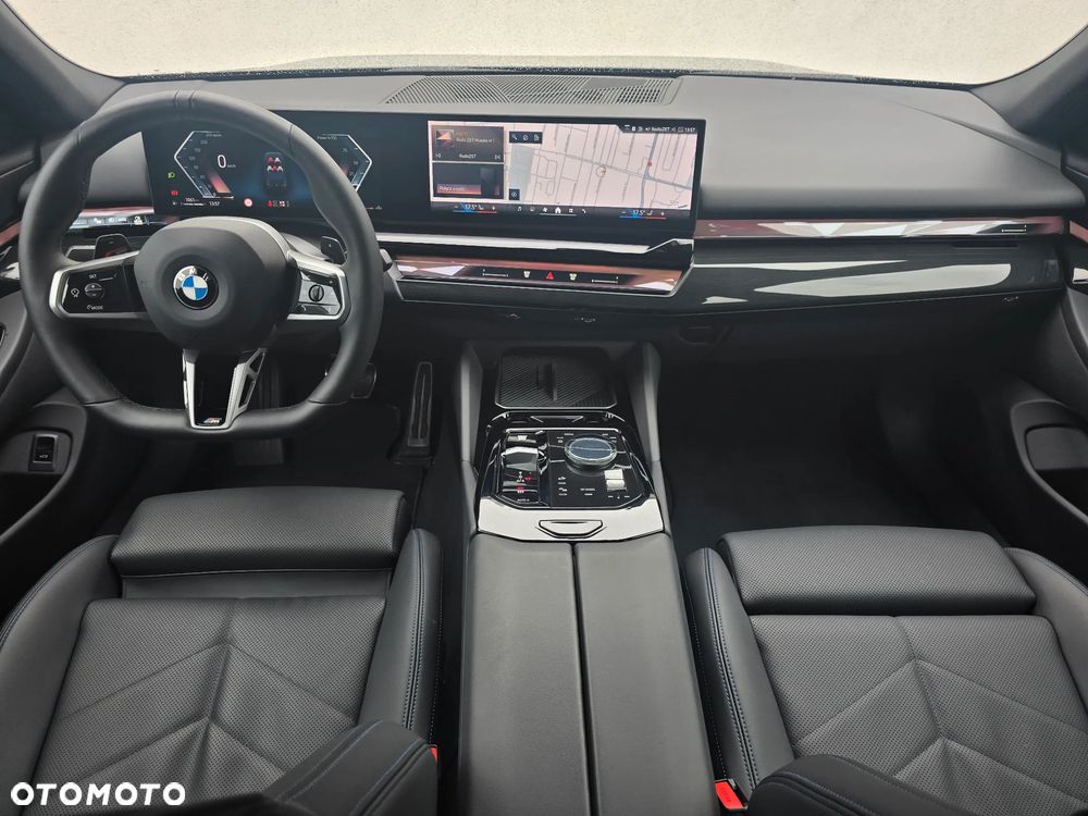 BMW Seria 5 520d xDrive mHEV M Sport - 13