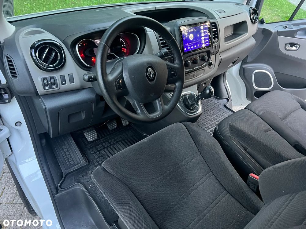 Renault Trafic - 31