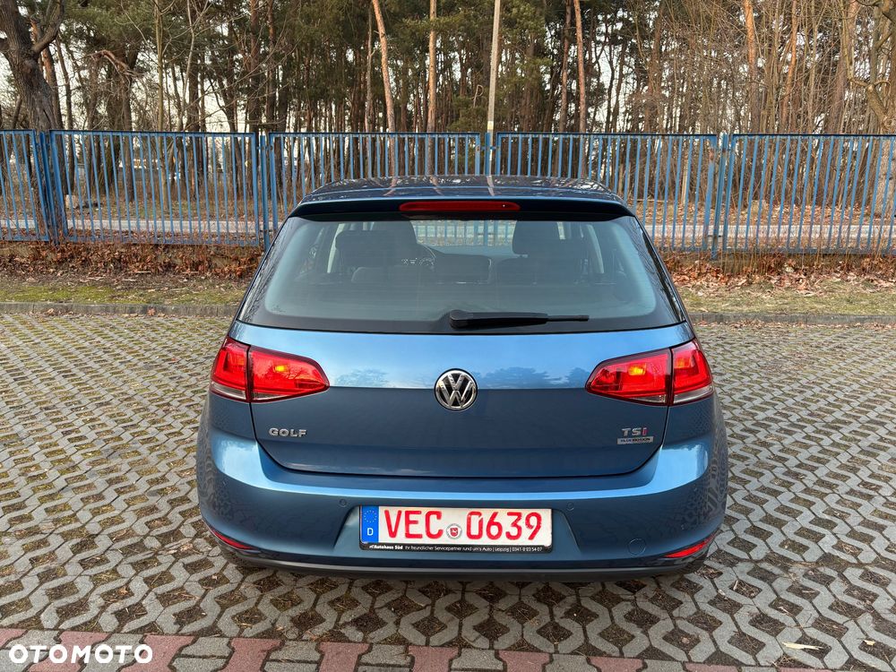 Volkswagen Golf 1.2 TSI BMT Trendline Perfectline - 12