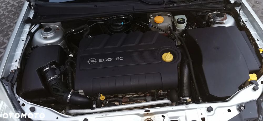 Opel Vectra 1.9 CDTI Cosmo - 25