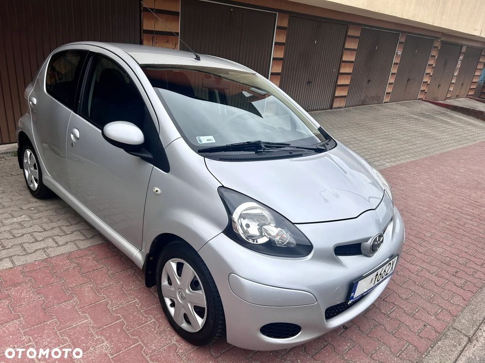 Toyota Aygo - 10
