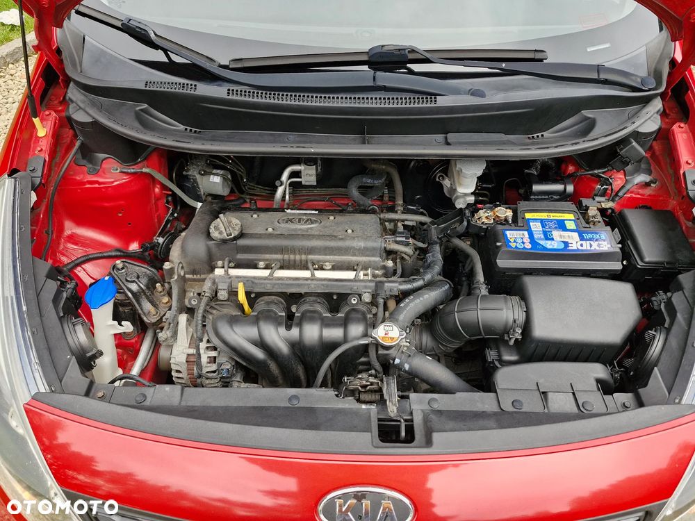 Kia Rio 1.4 Fifa World Cup Edition - 23