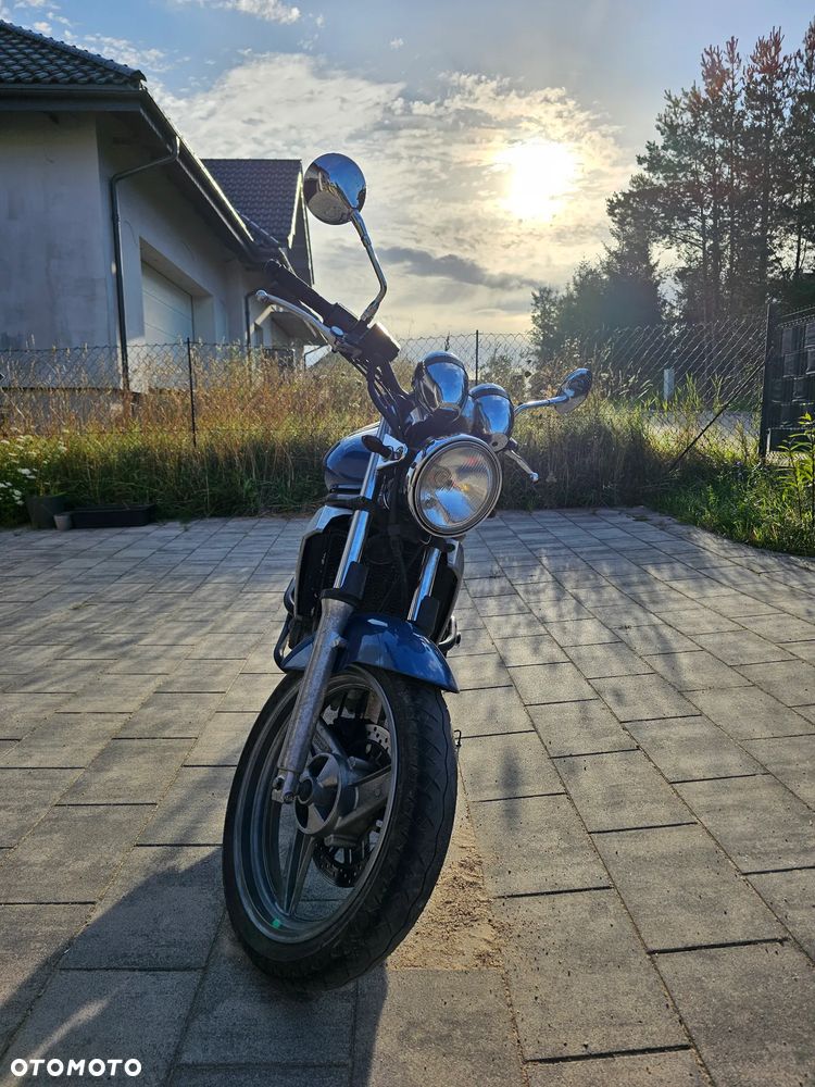 Kawasaki ER - 2