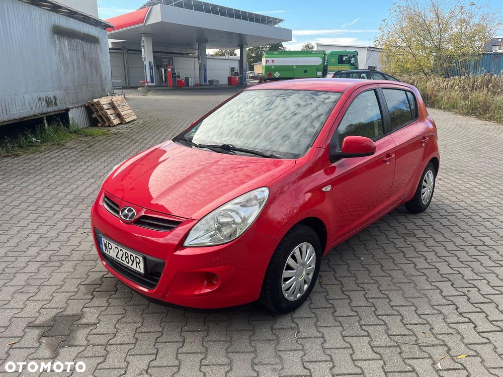 Hyundai I20 2010 photo 2