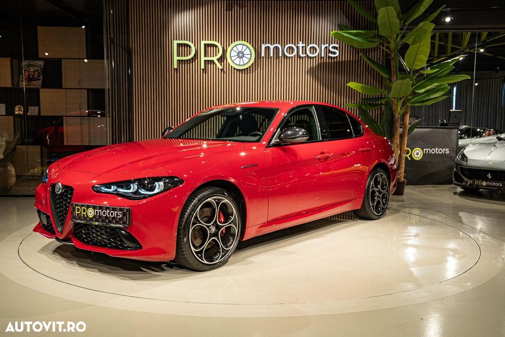 Alfa Romeo Giulia 2.0 Turbo 16V AT8-Q4 Competizione - 1