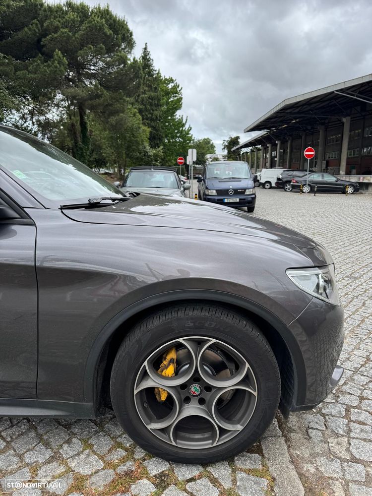 Alfa Romeo Stelvio 2.2 D AT8 - 7