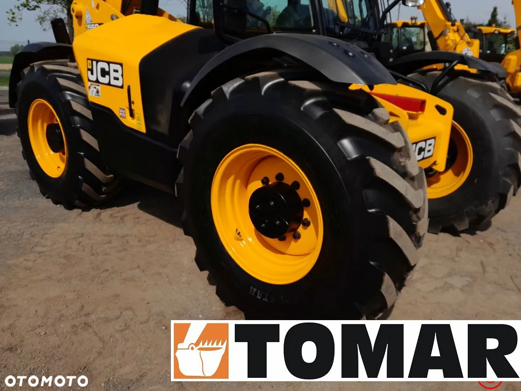 JCB 550-80 - 16