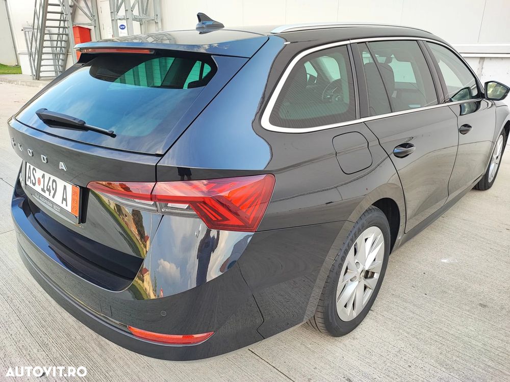 Skoda Octavia Combi 2.0 TDI DSG Edition - 4