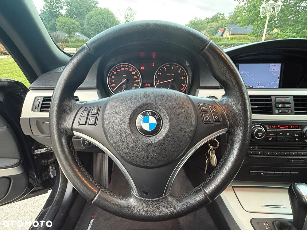 BMW Seria 3 320i - 7