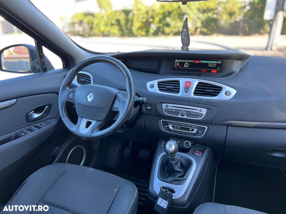 Renault Scenic 1.5dCi Expression - 8