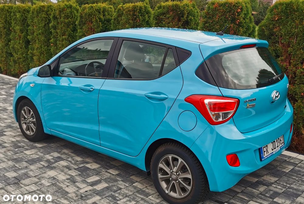 Hyundai i10 1.2 Fifa World Cup Edition - 19