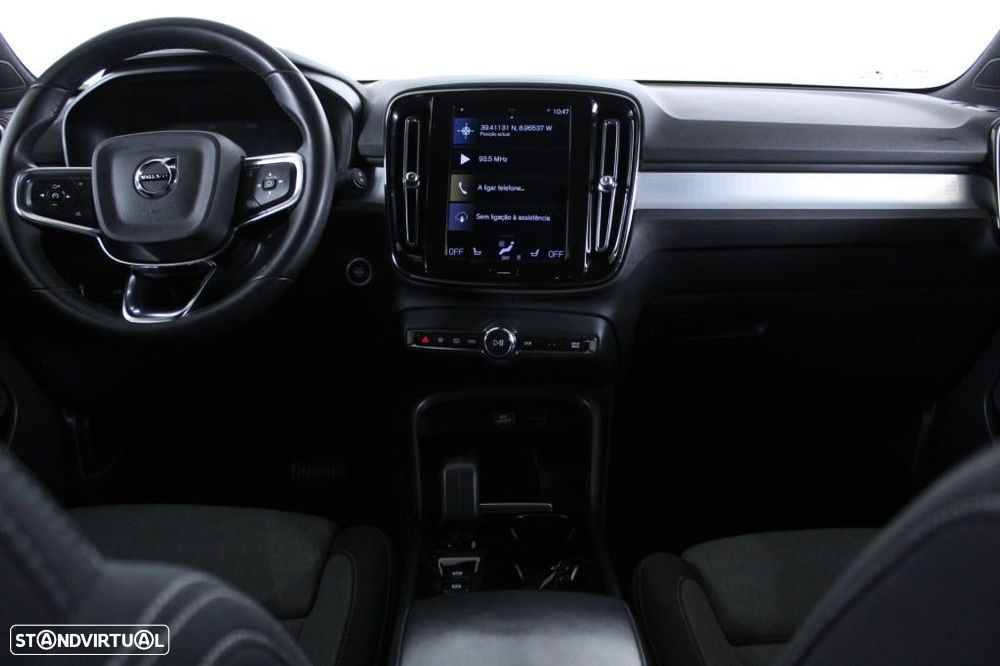 Volvo XC 40 1.5 T2 Plus Dark Auto - 17