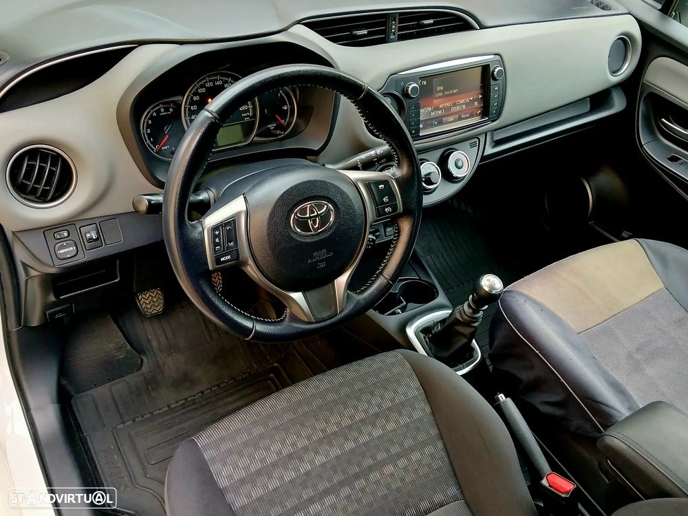 Toyota Yaris 1.4 D-4D Comfort+P.Style - 7