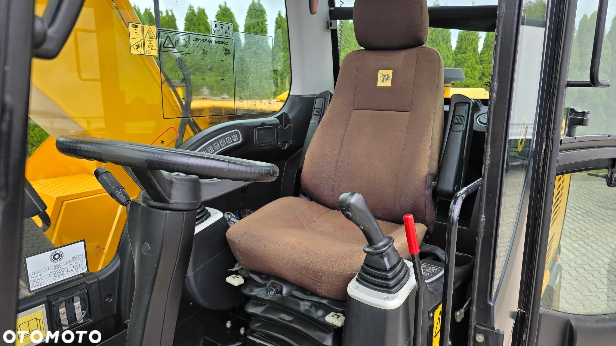 JCB JS 145 W - 16