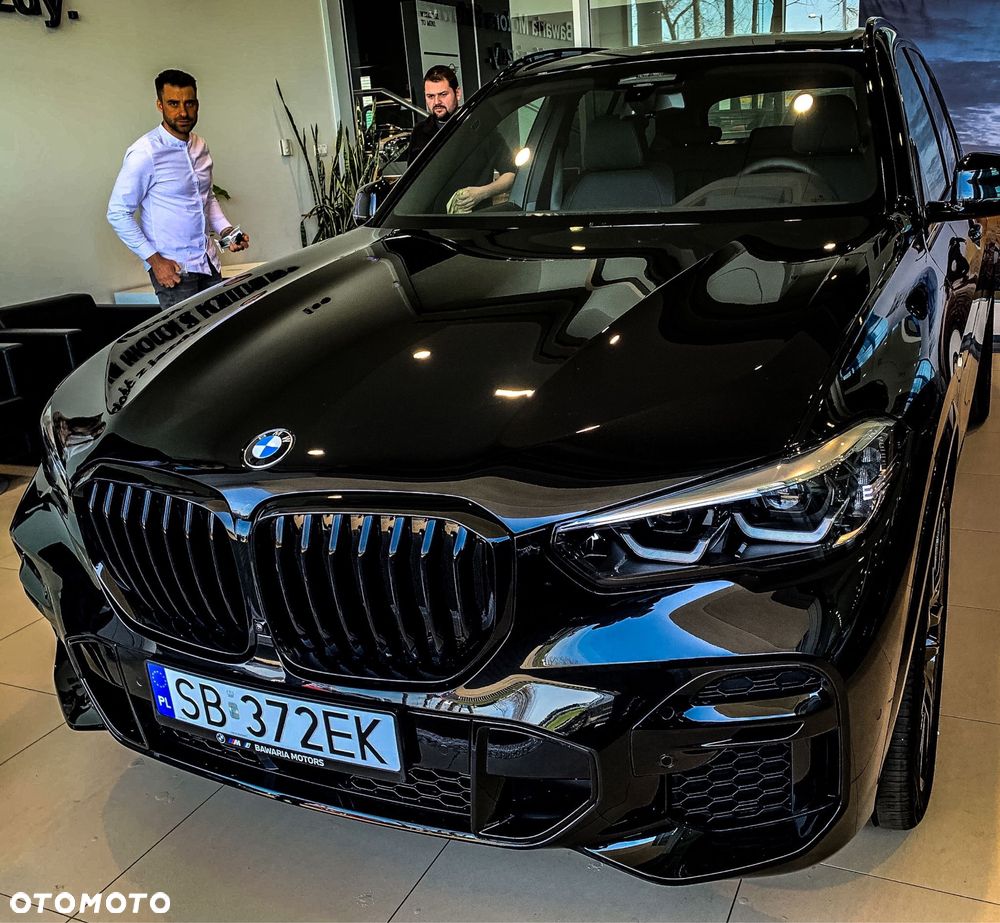 BMW X5 2021 photo 2