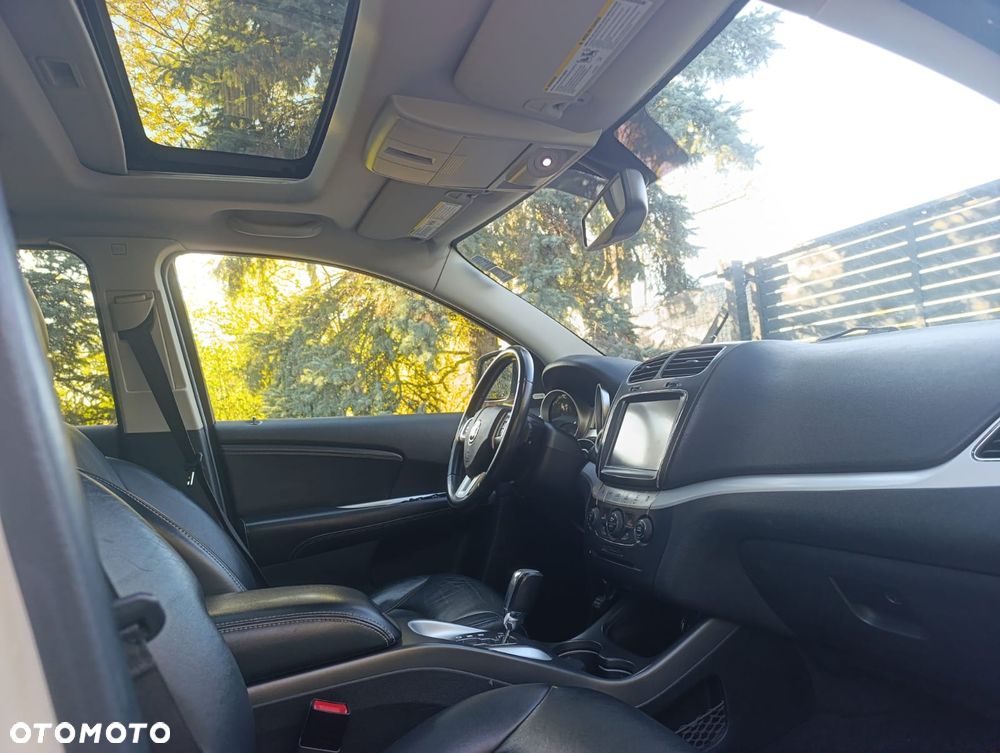 Fiat Freemont 2.0 Multijet 16V DPF Automatik Allrad Lounge - 11