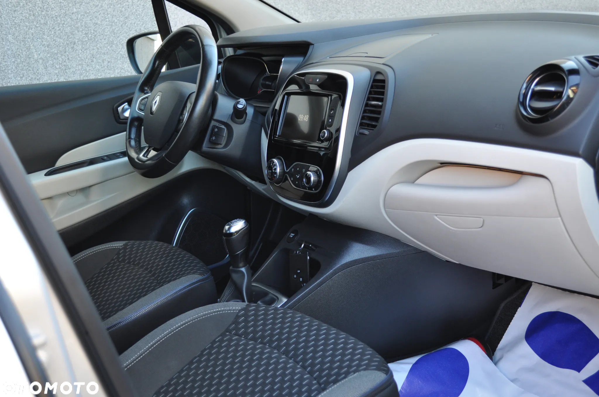 Renault Captur (ENERGY) TCe 90 INTENS - 16