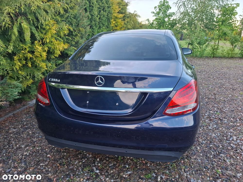 Mercedes-Benz Klasa C 180 d Exclusive - 4