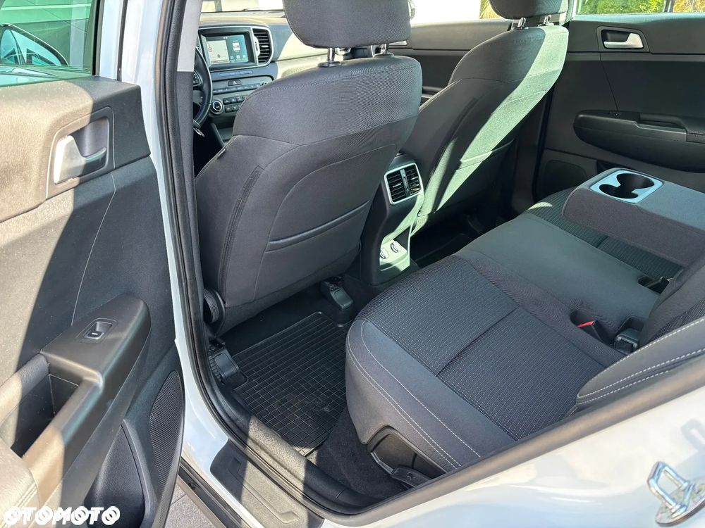 Kia Sportage 1.6 GDI 2WD SPIRIT - 11