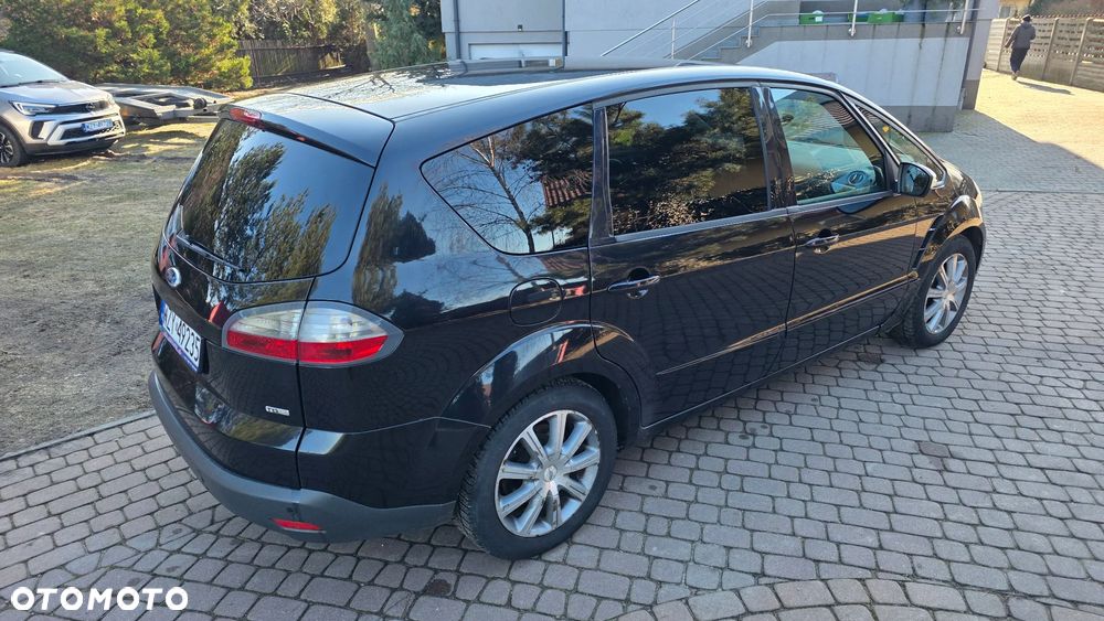 Ford S-Max - 15