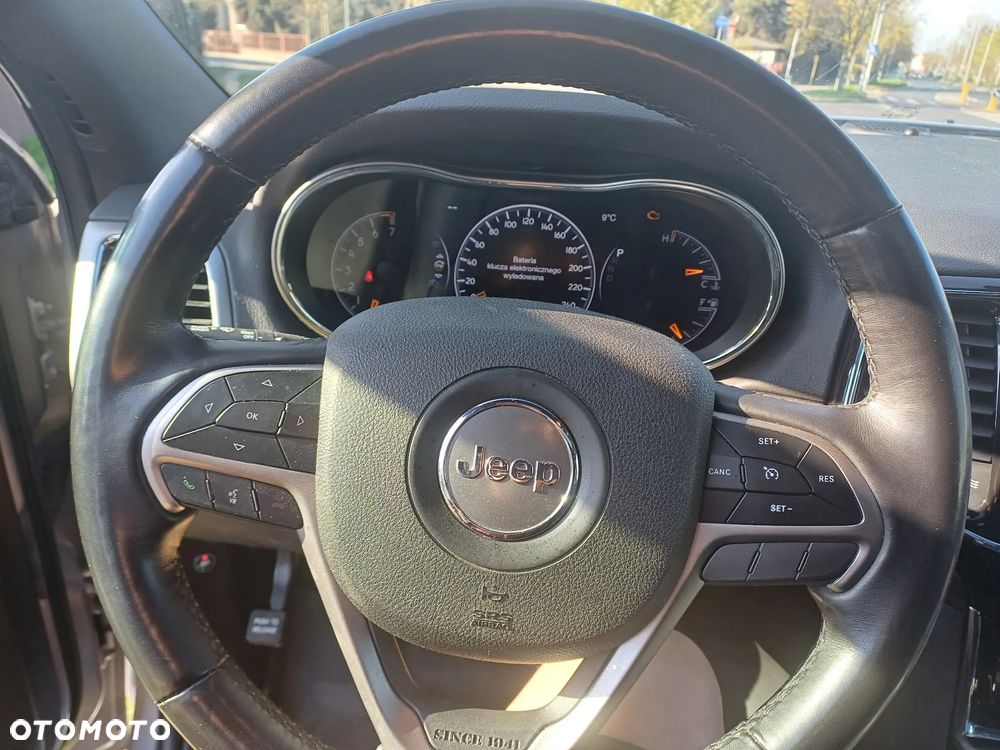 Jeep Grand Cherokee 3.6 V6 Laredo - 21
