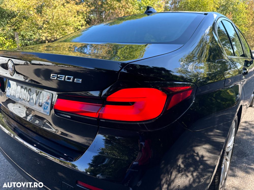 BMW Seria 5 530e Aut. Luxury Line - 13