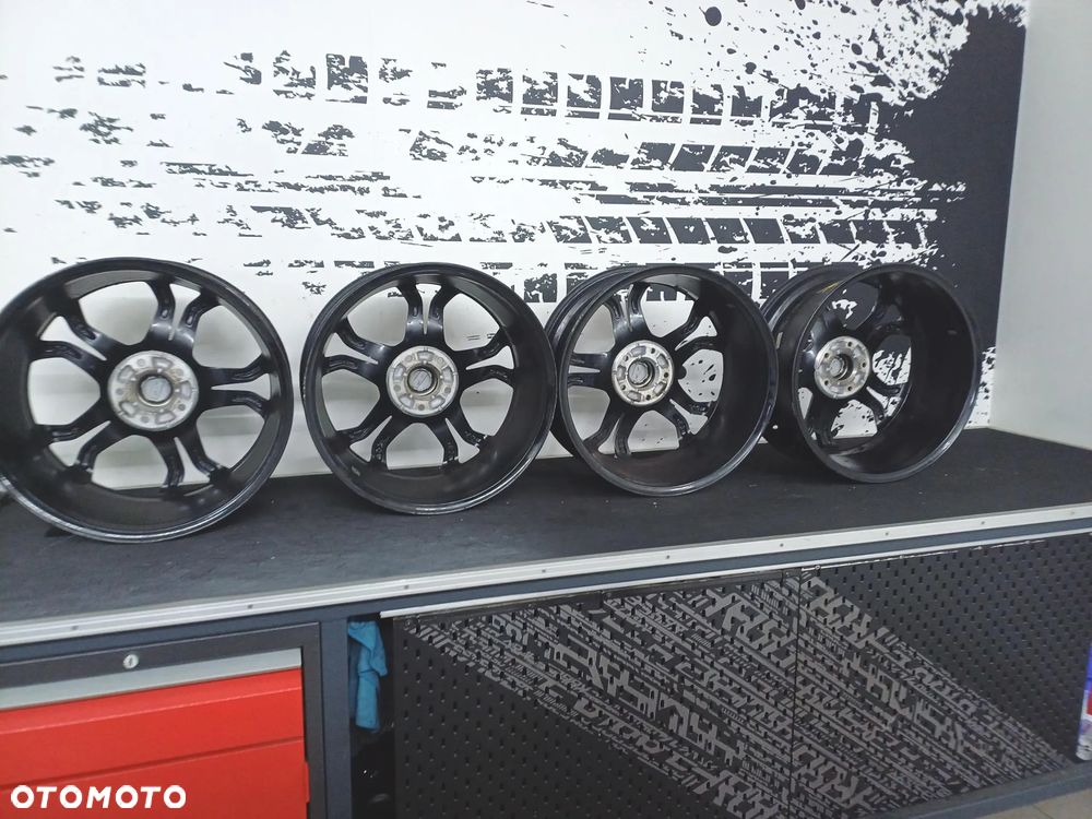 felgi ALU OEM 18 5x114.3 Renault Clio IV  Megane III  RS - 8