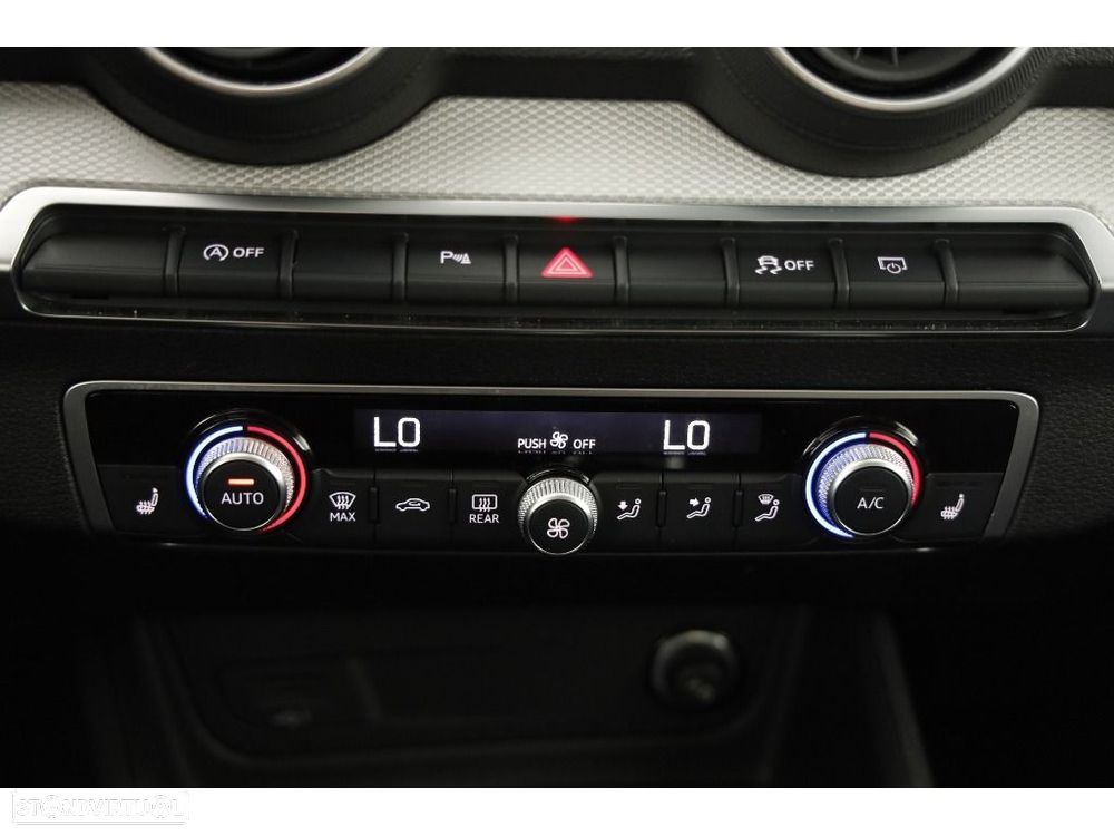 Audi Q2 30 TFSI - 29