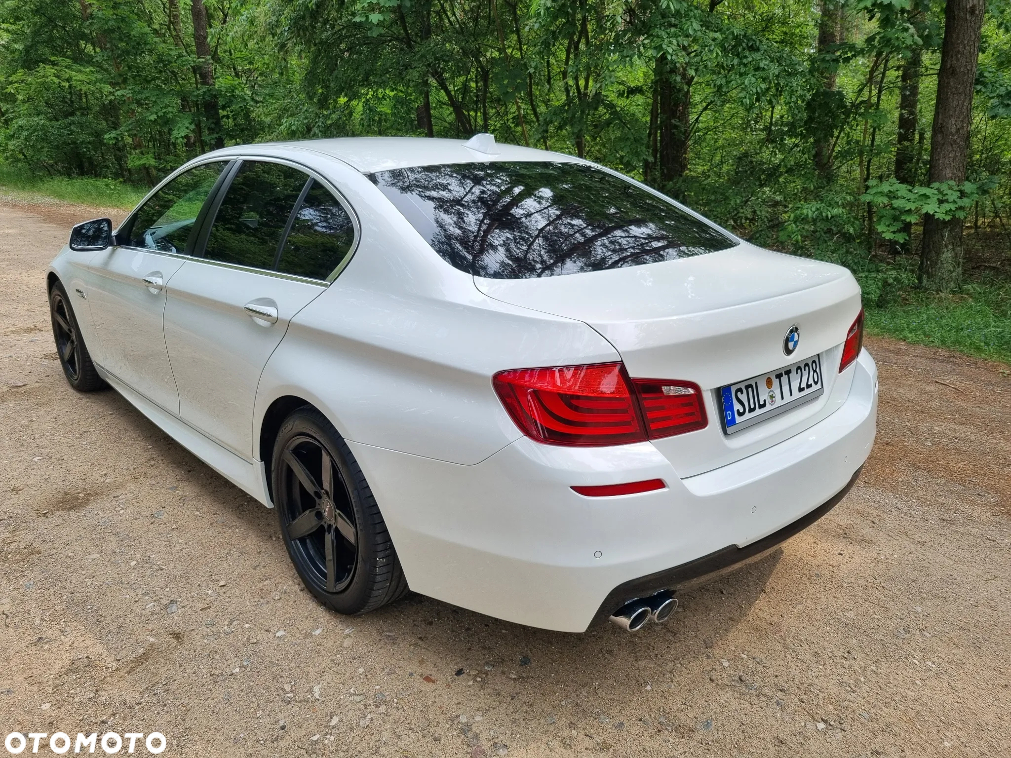 BMW Seria 5 530d xDrive - 4