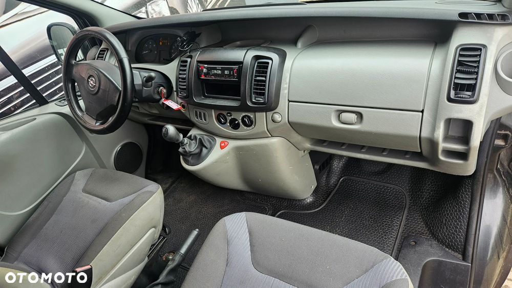 Opel Vivaro - 6