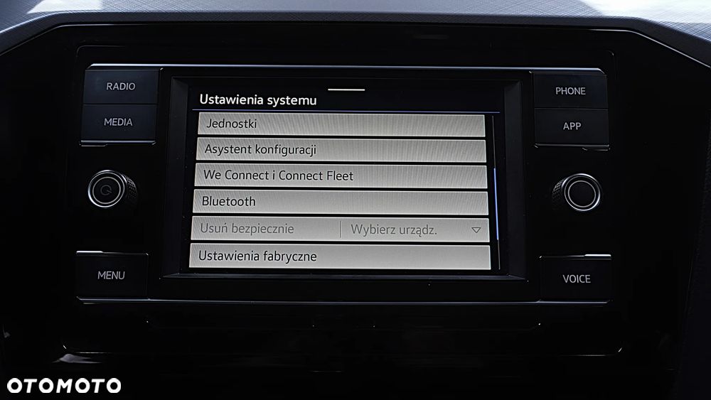 Volkswagen Passat - 23