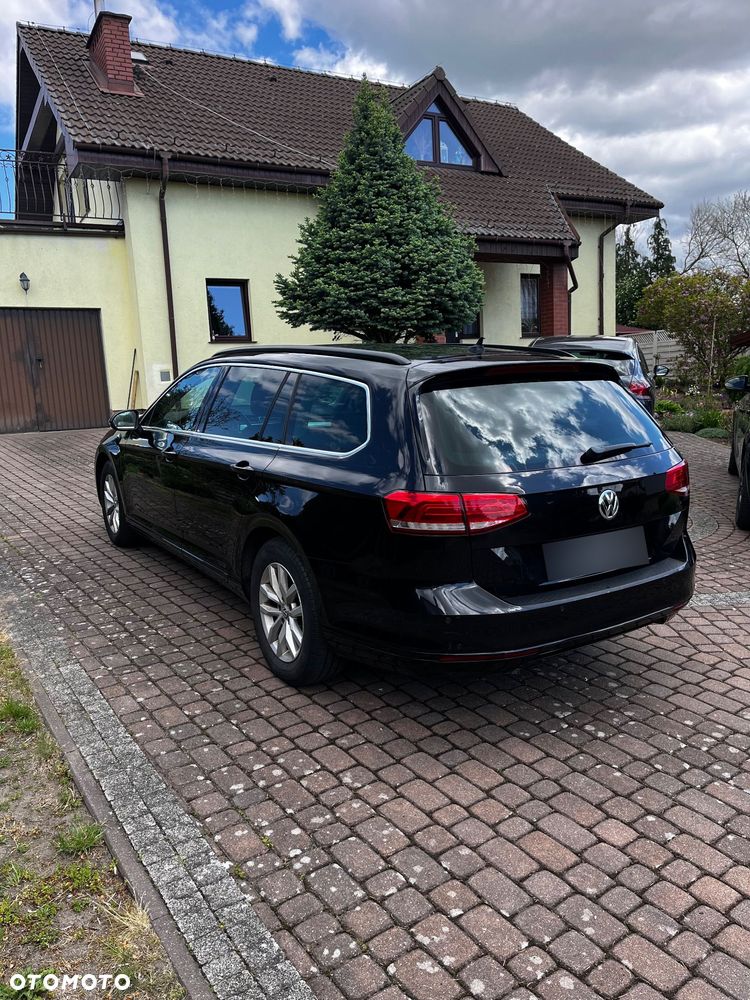 Volkswagen Passat 2.0 TDI SCR Comfortline DSG - 4