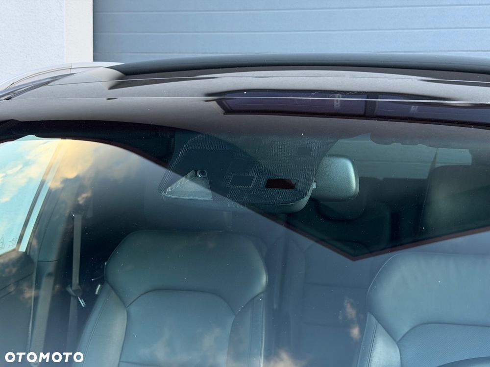 Kia Carens 1.7 CRDi XL 7os 7DCT - 32