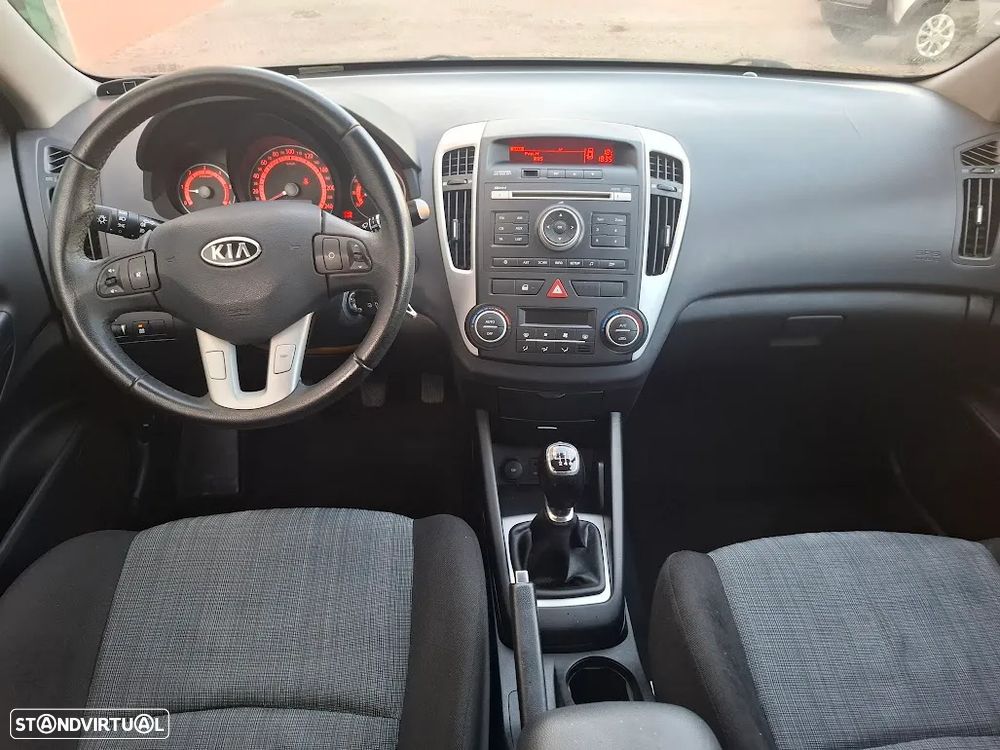 Kia Ceed 1.6 CRDi EX Eco - 7