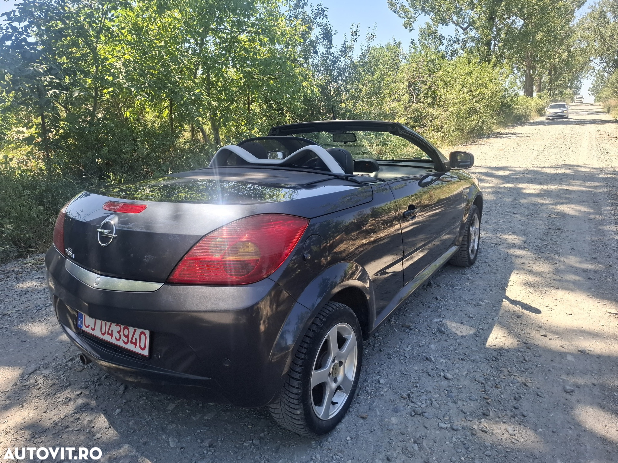 Opel Tigra Twin Top 1.4 Edition - 4