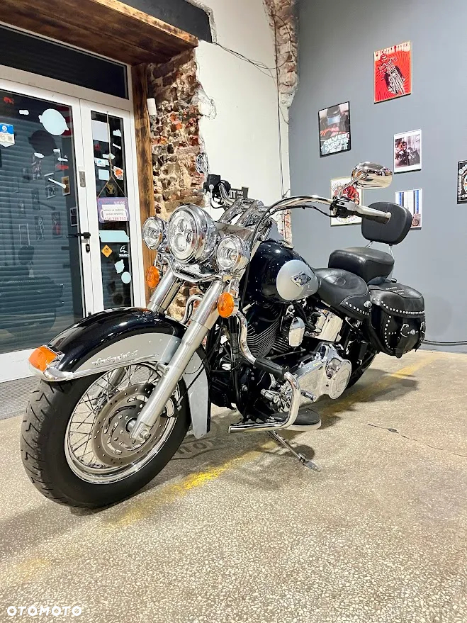 Harley-Davidson Softail Heritage Classic - 14