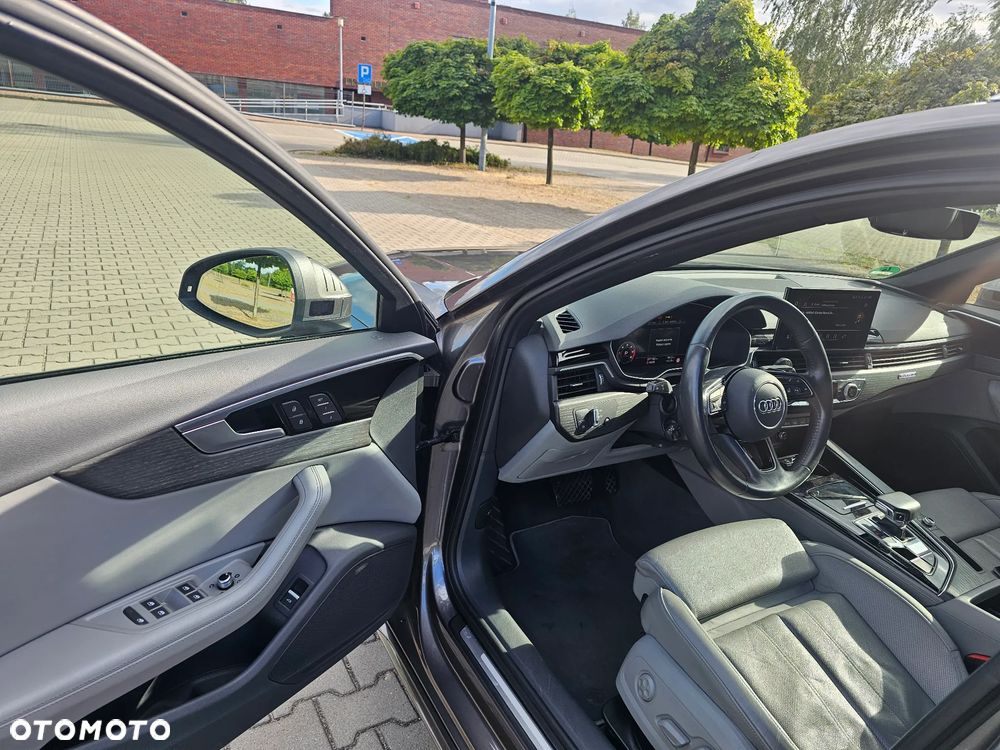 Audi A4 Avant 40 TDI quattro S tronic advanced - 23