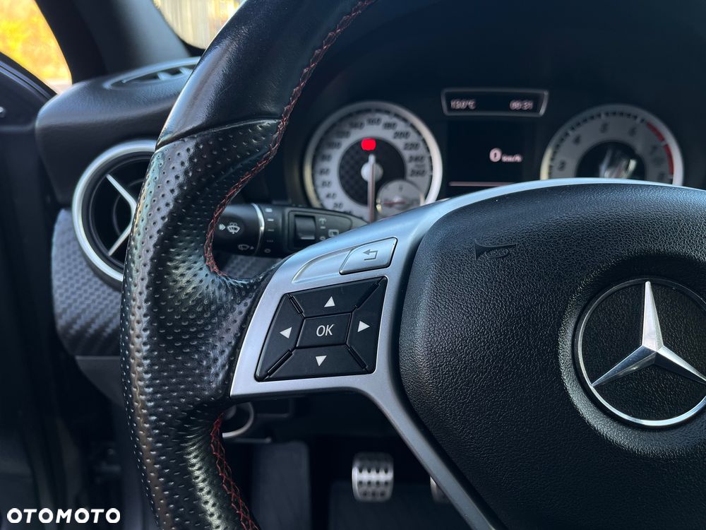 Mercedes-Benz Klasa A 180 AMG Line - 18