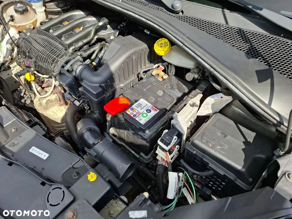 Citroën C3 Pure Tech 82 FEEL - 25