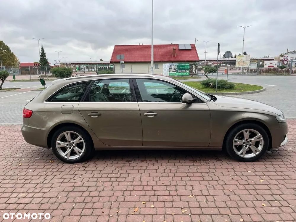 Audi A4 Avant 2009 photo 4