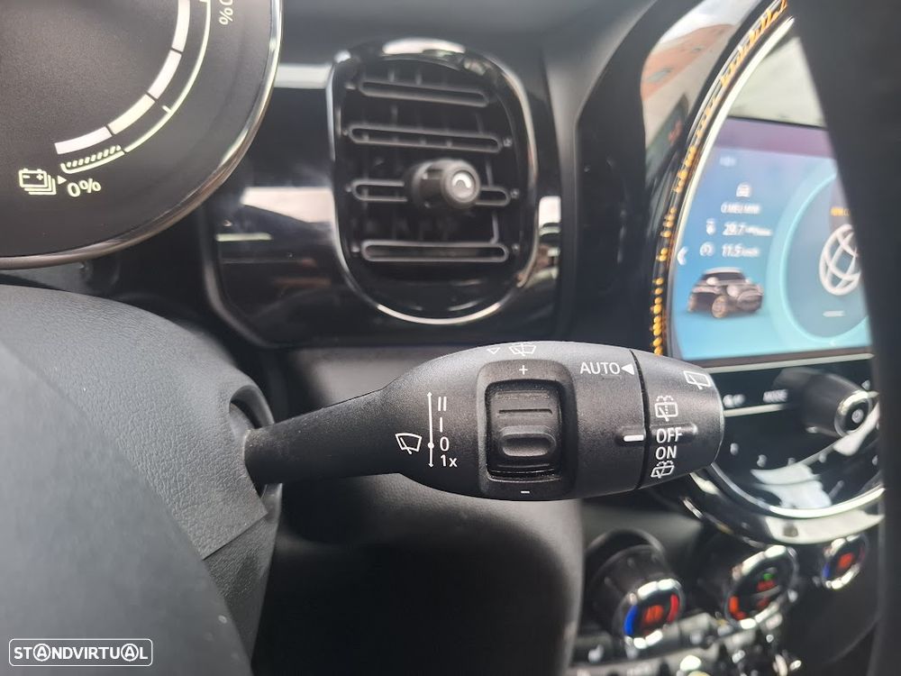 MINI 3 Portas Cooper SE Yours - 29