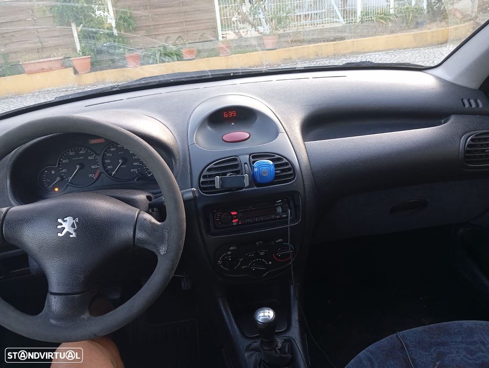 Peugeot 206 - 9