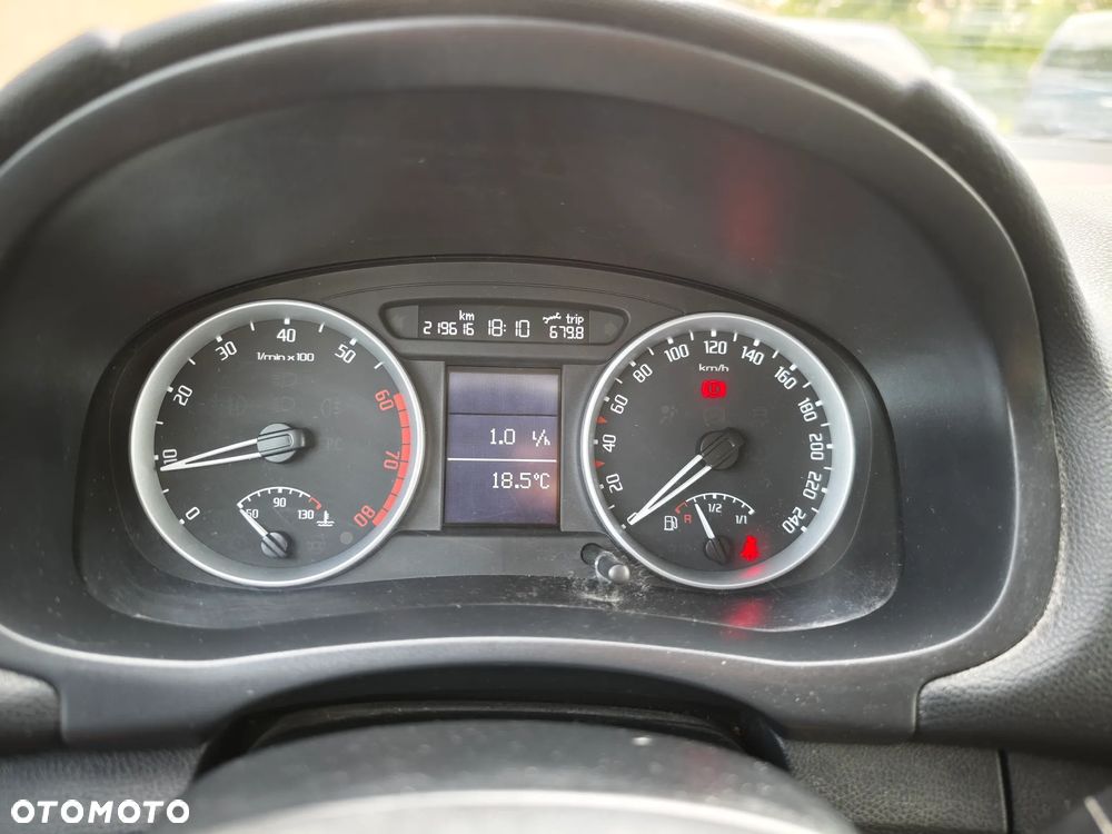 Skoda Fabia 1.4 16V Sport - 26