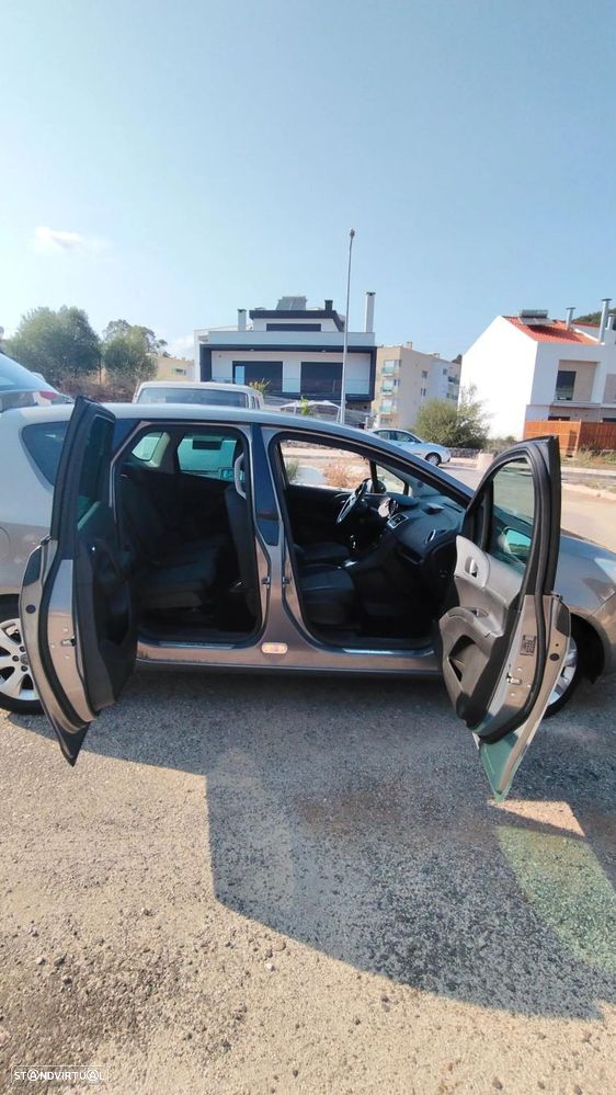 Opel Meriva - 17