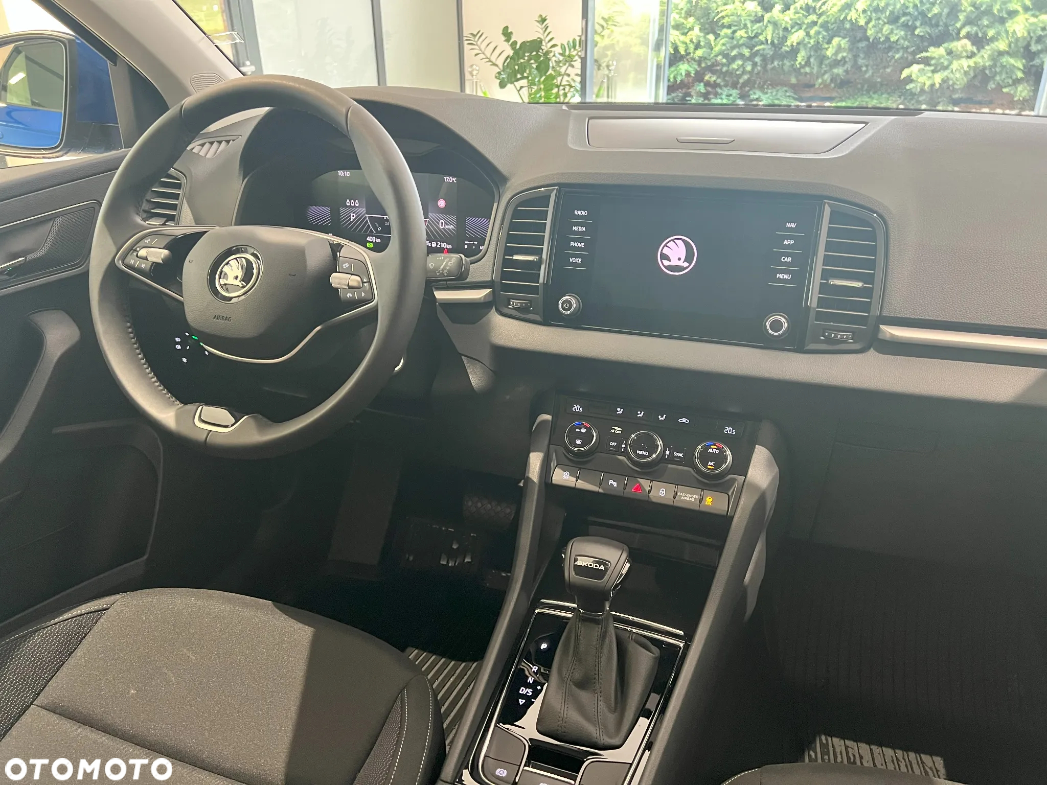 Skoda Karoq 1.5 TSI ACT Selection DSG - 12