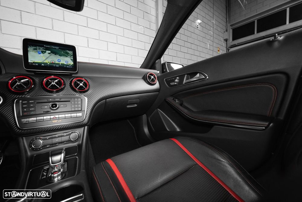 Mercedes-Benz A 45 AMG 4Matic Speedshift 7G-DCT - 45