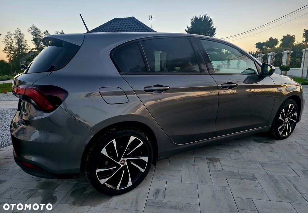 Fiat Tipo 1.4 T-Jet 16v S-Design - 4