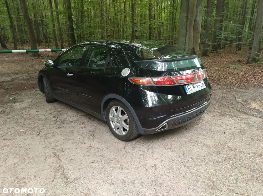 Honda Civic 1.8 Comfort - 9
